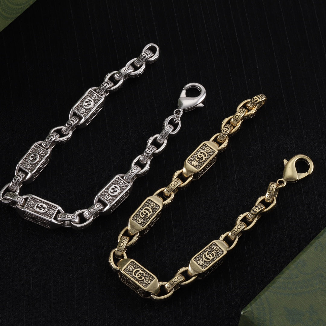 14B938KDE Stylish Bracelets