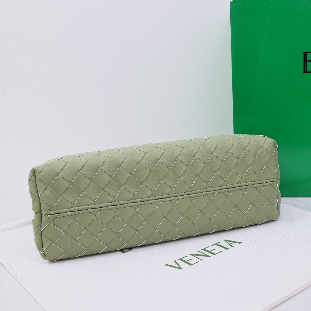 1XA81BDE Stylish leather bag