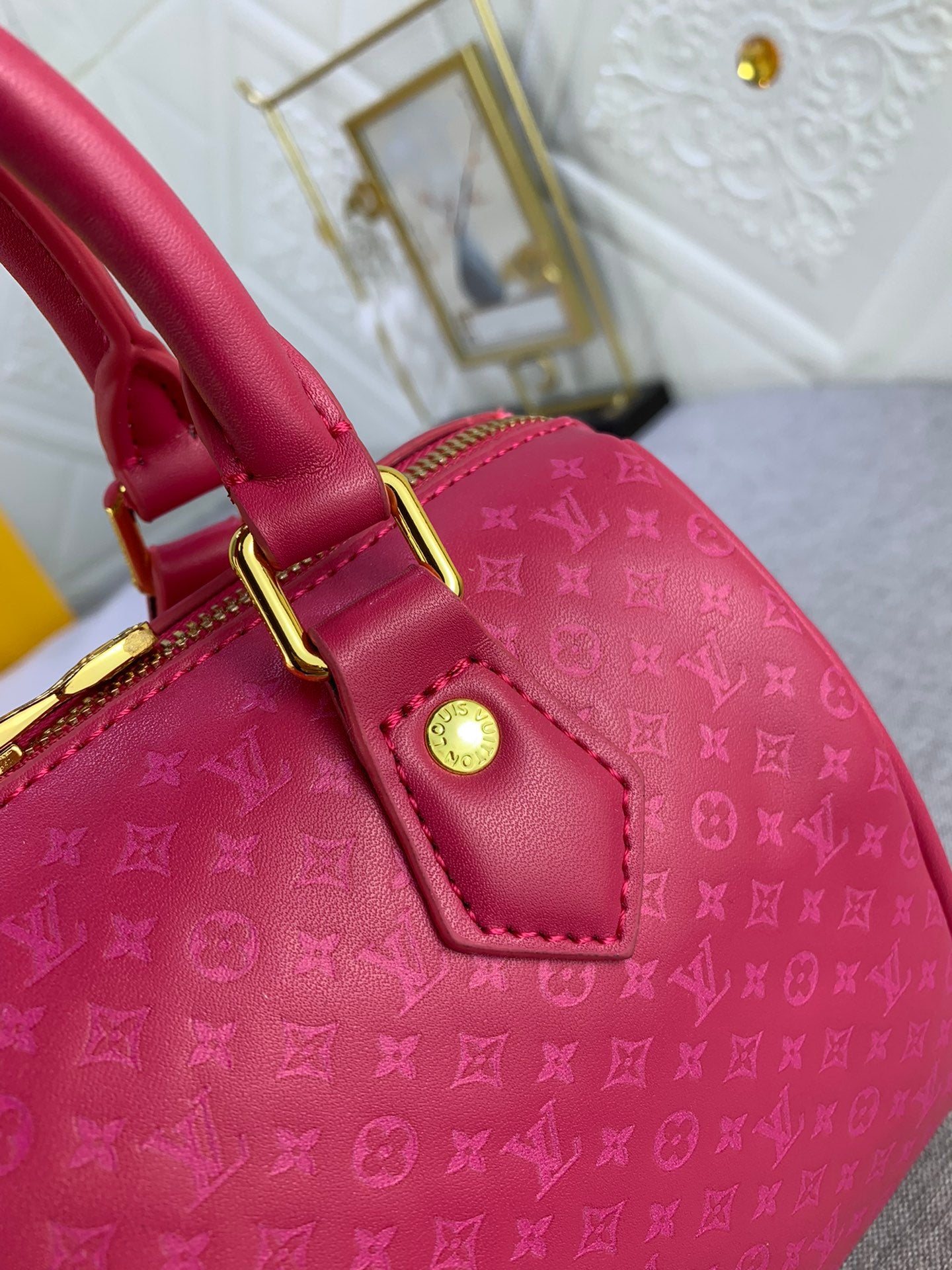 1XE143BDE Stylish leather bag 