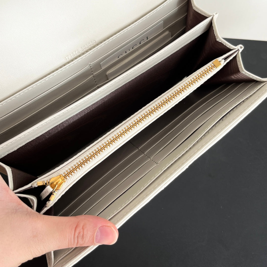 155NB44BDE Stylish leather wallets