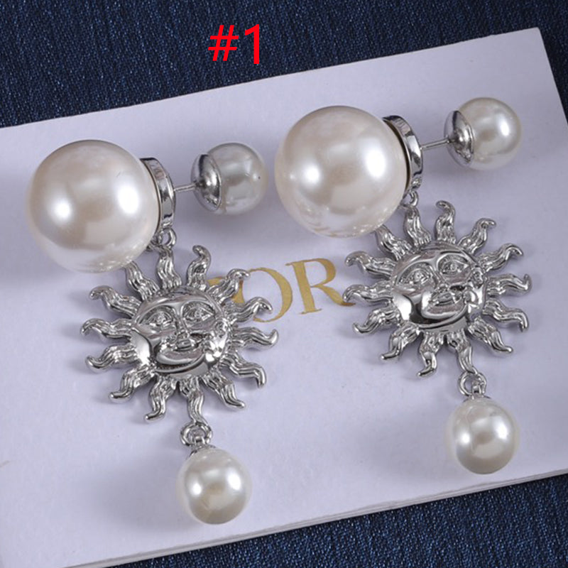 14D587EDE Stylish Earrings