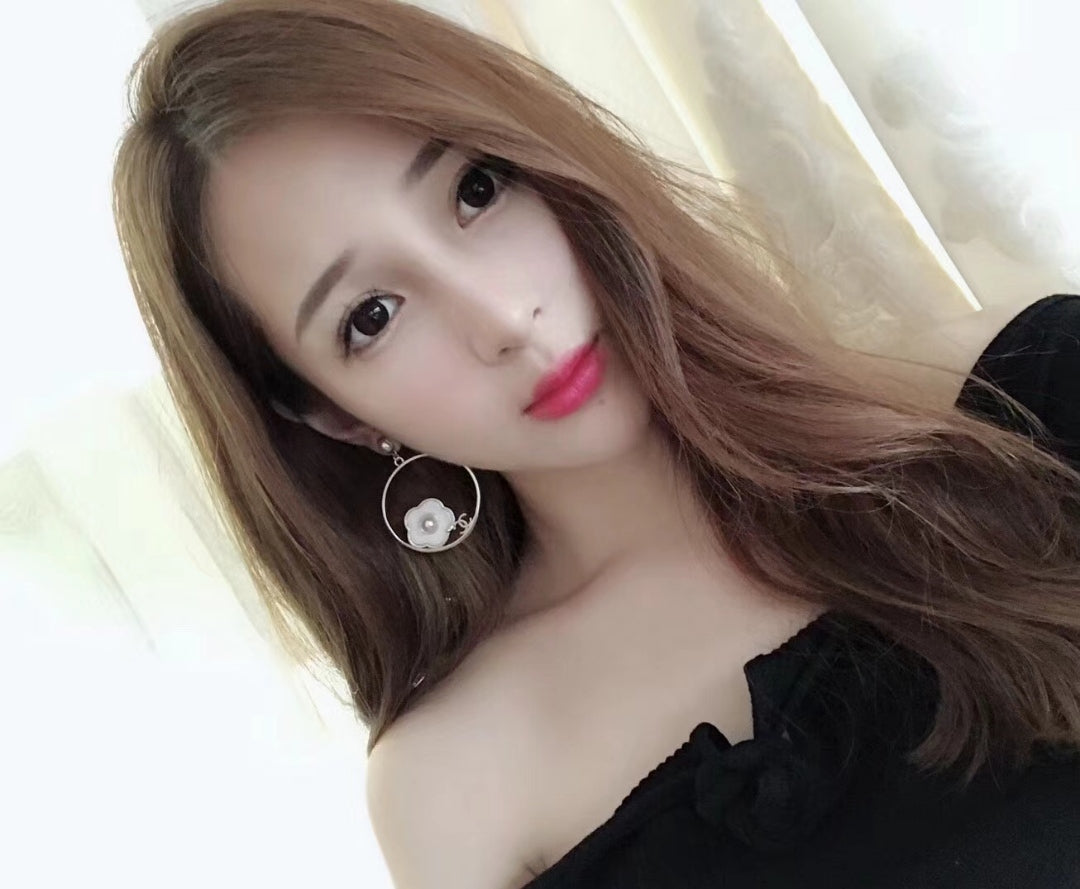 14C47EDE Stylish Earrings