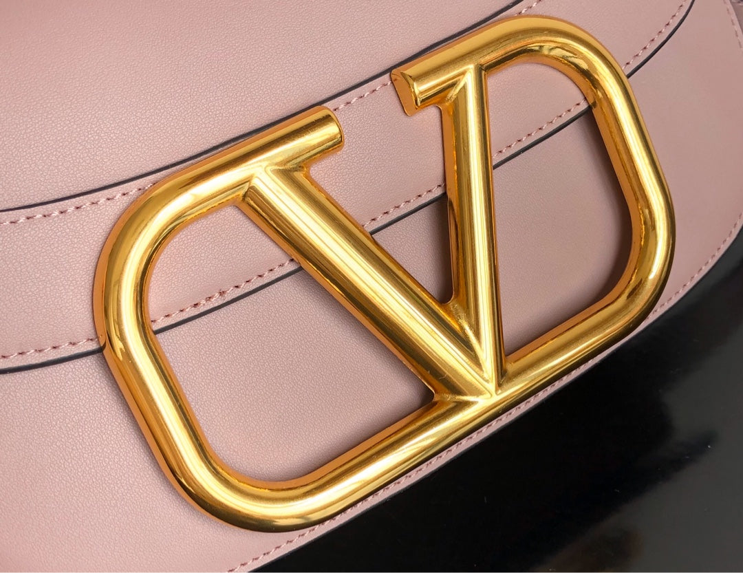 5A45BDE Stylish leather bag 