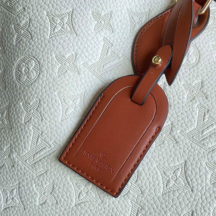 1E12BDE Stylish leather bag 