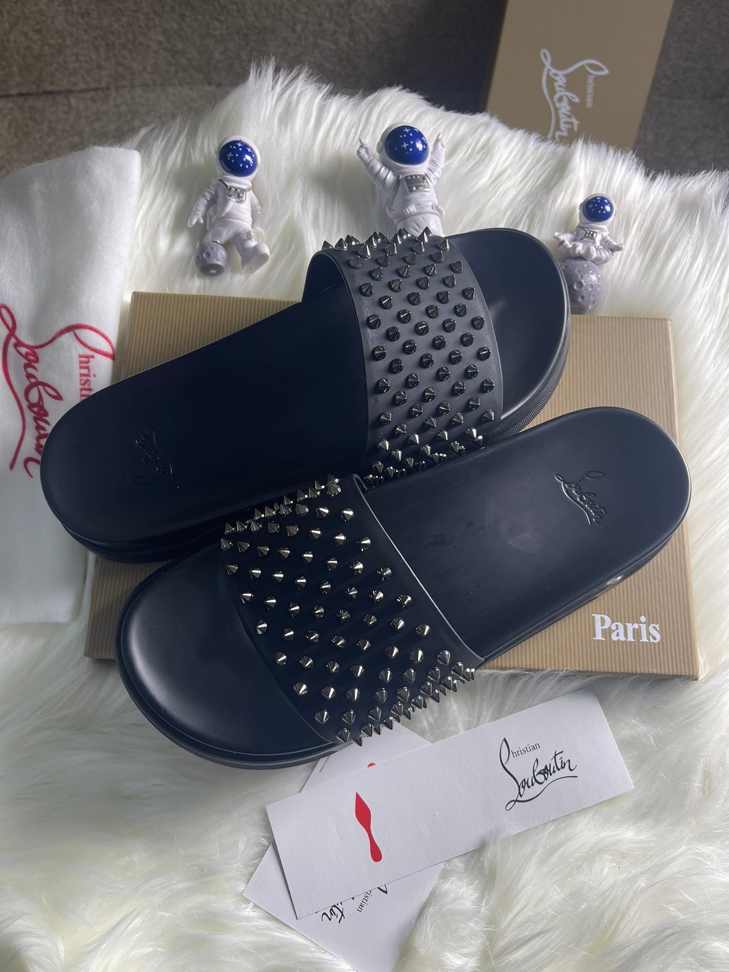 J4A26ZDE Stylish Slippers