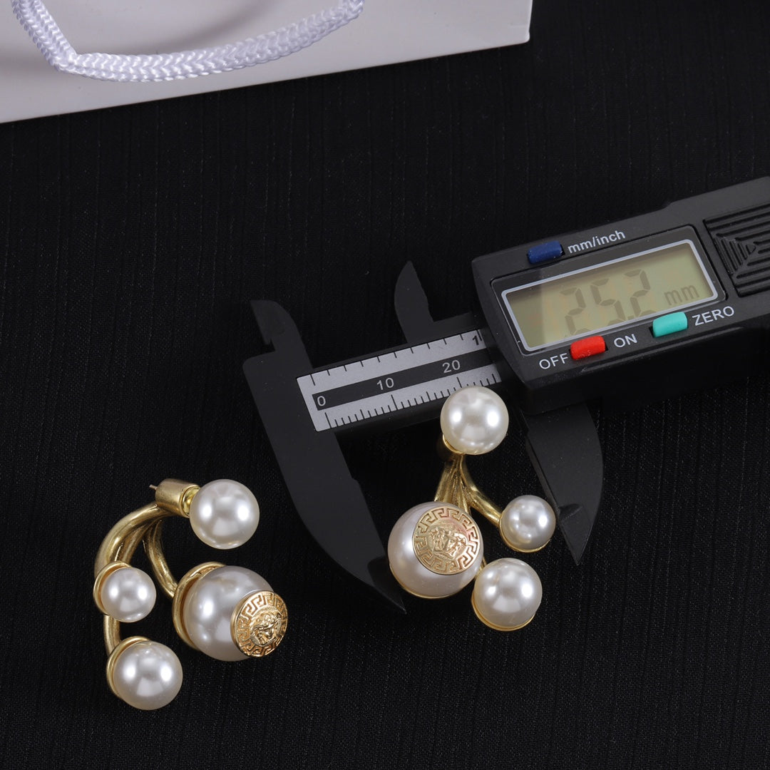 14V277EDE Stylish Earrings