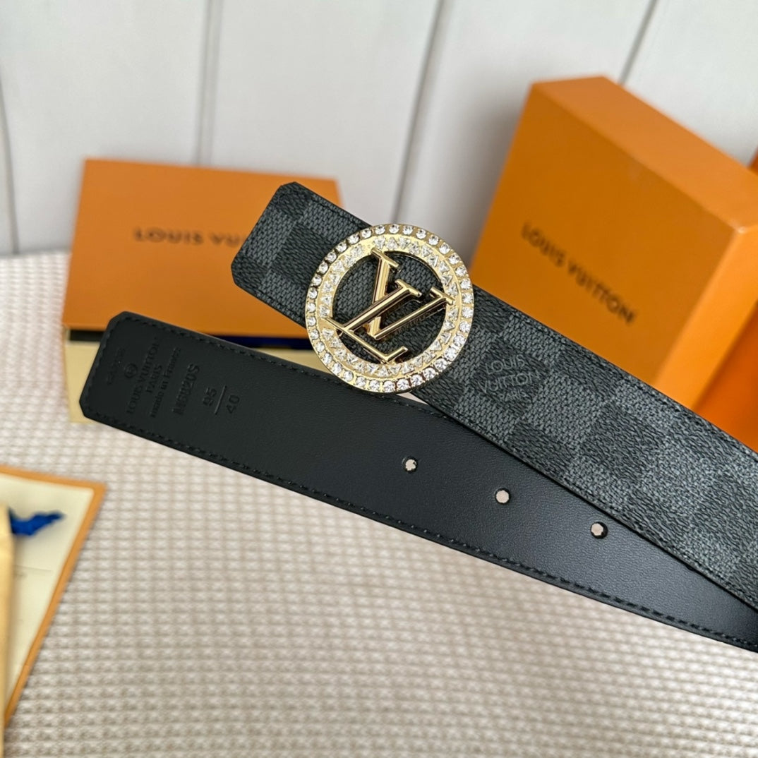14E128PDE Stylish  High quality belt With full package