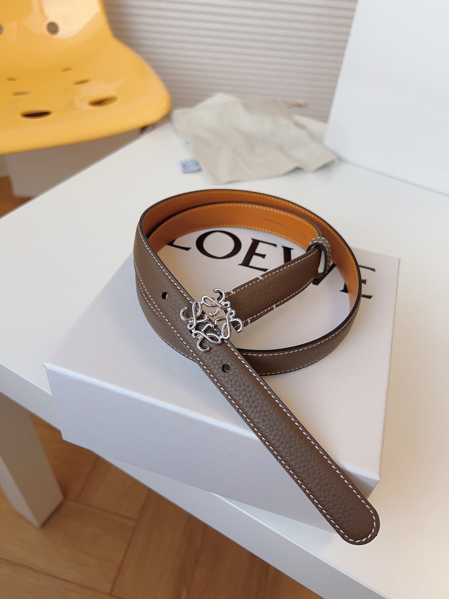 155RA227PDE Stylish  High quality belt With full package