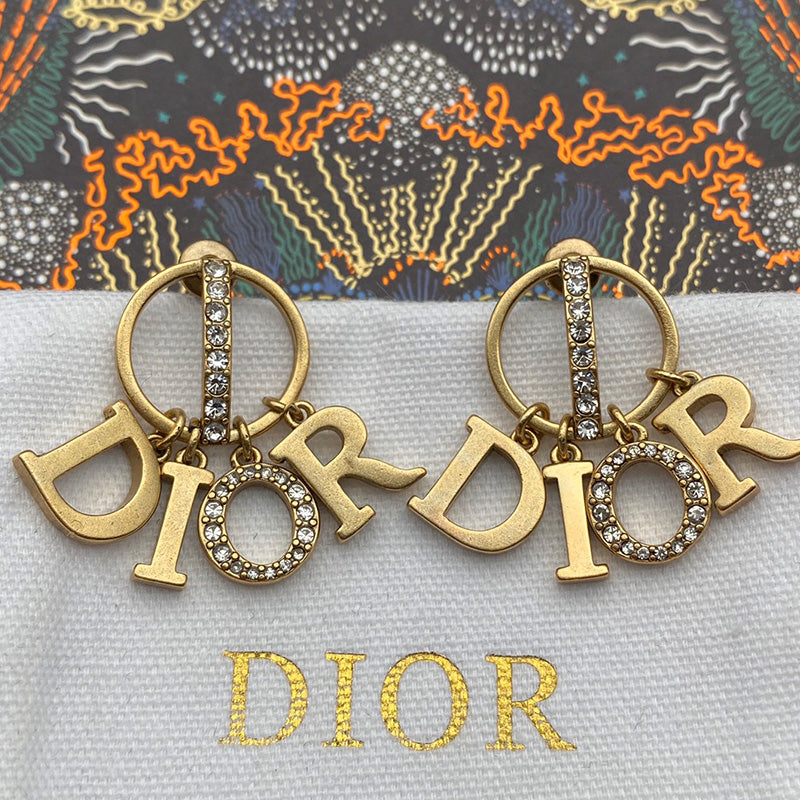 1YD471EDE Stylish Earrings