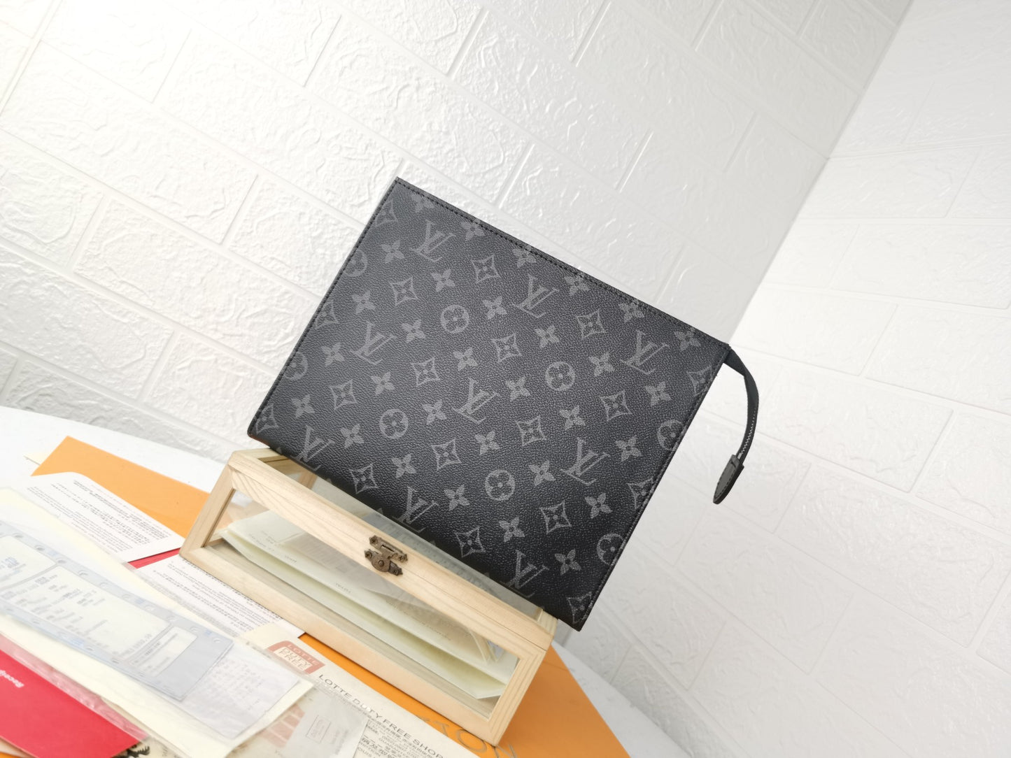 1XE392BDE Stylish leather bag