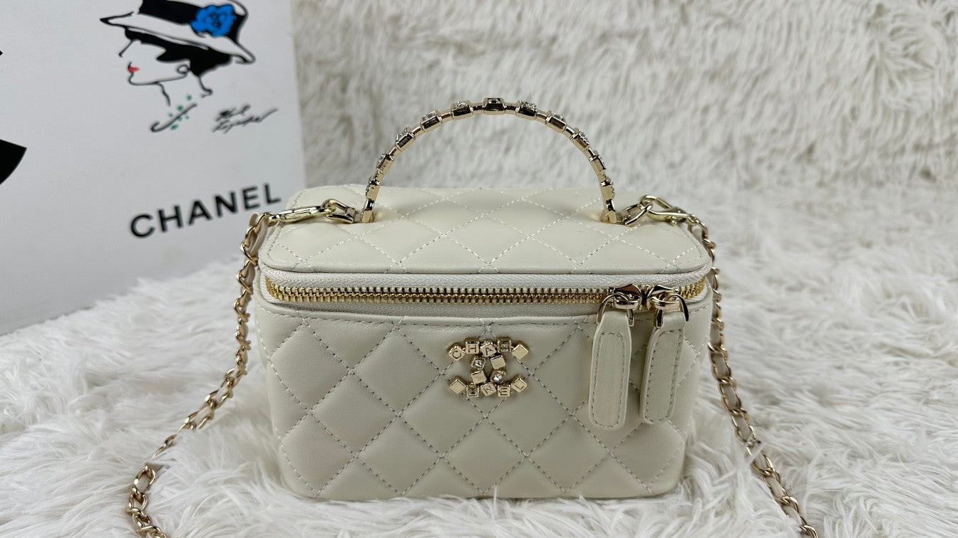 1XC377BDE Stylish leather bag 