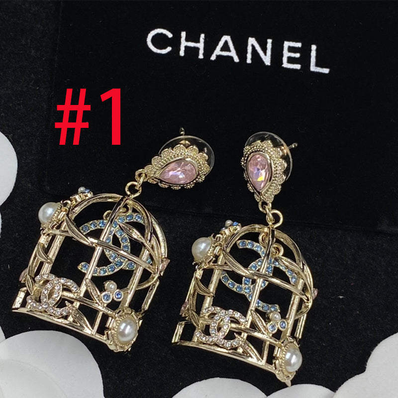 1NC89EDE Stylish Earrings