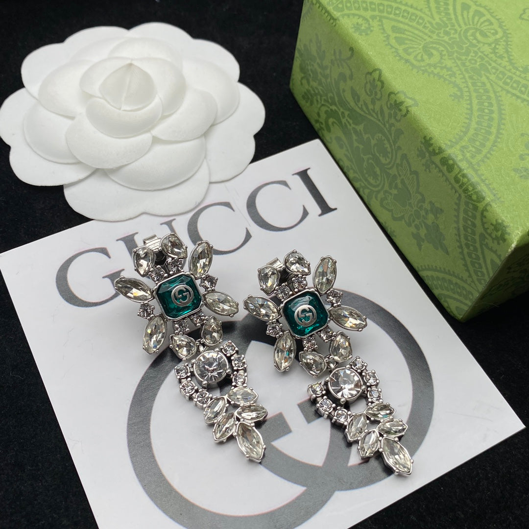 1YB357EDE Stylish Earrings