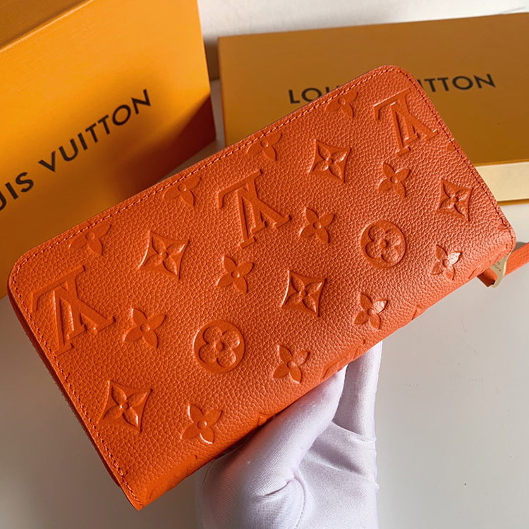 1E06BDE Stylish leather wallets