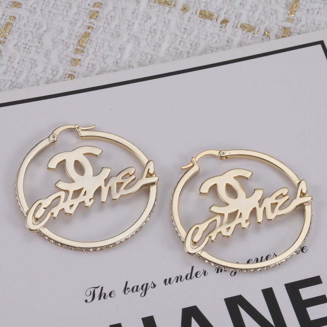 14C1008EDE Stylish Earrings
