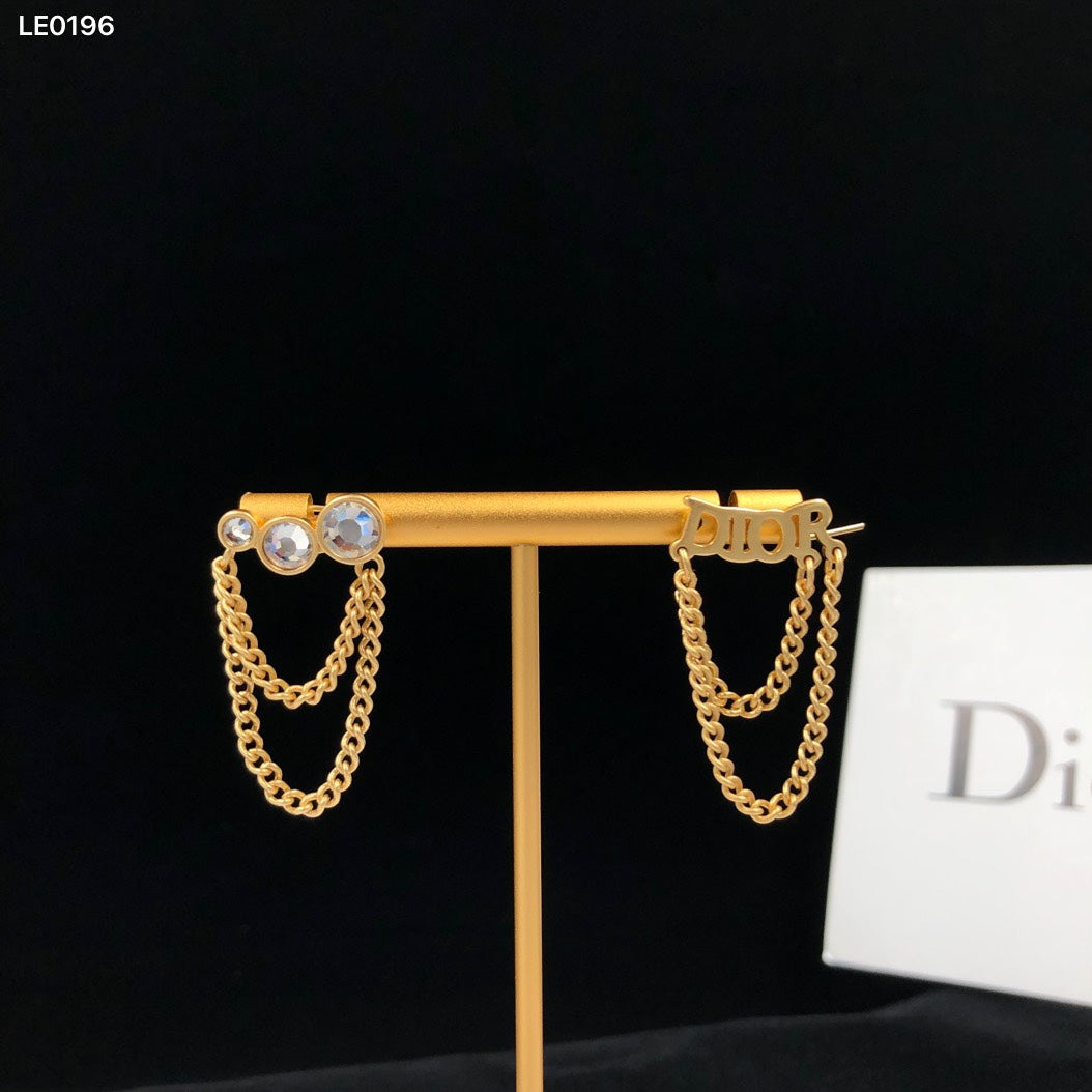 1ND163EDE Stylish Earrings