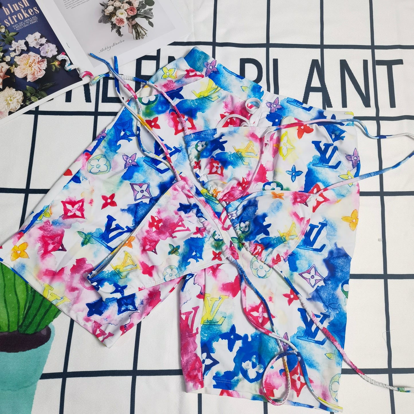 14E67YDE Stylish Bikini swimsuit