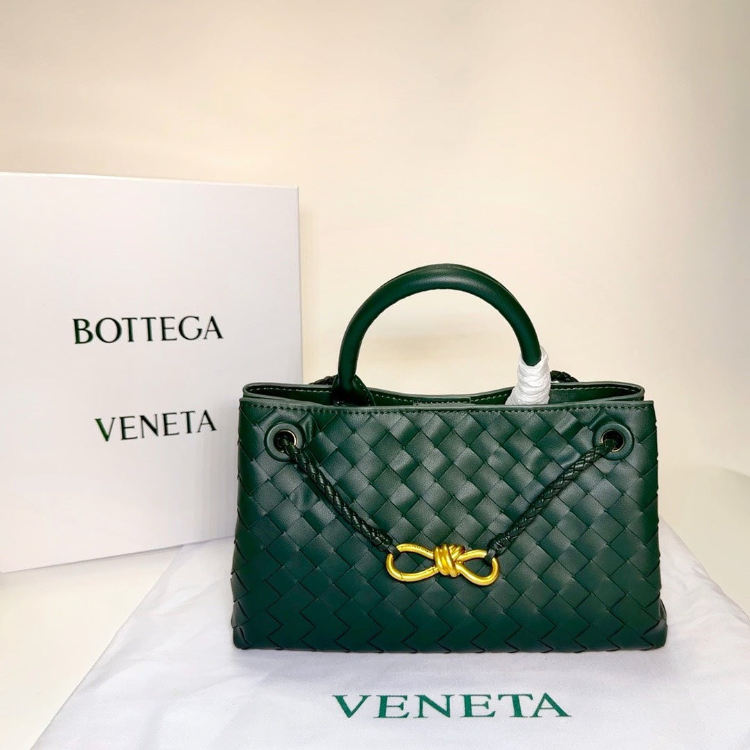 1XA81BDE Stylish leather bag