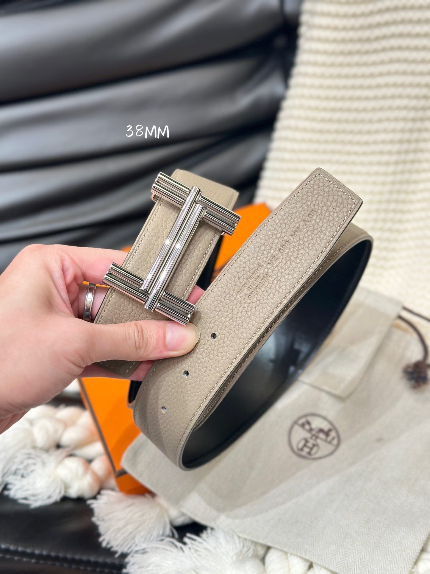 1WH192PDE Stylish  High quality belt With full package