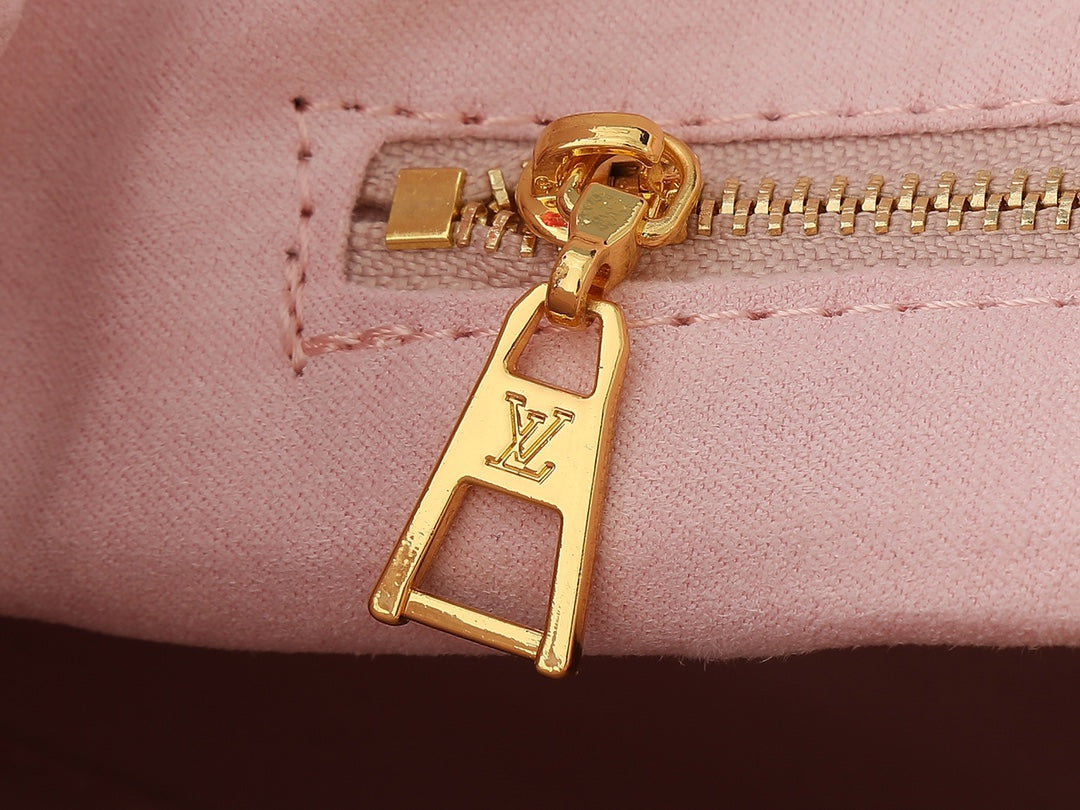 1WE93BDE Stylish leather bag