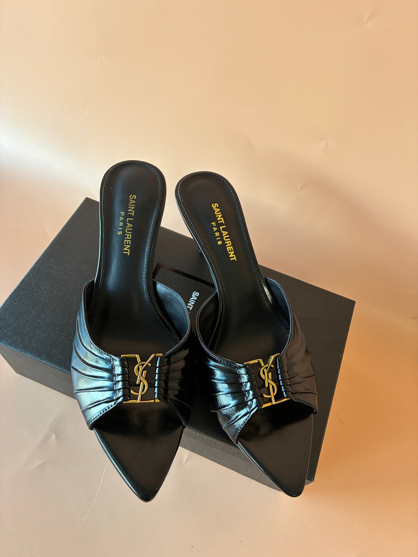 275NSL2ZDE Stylish leather High heels