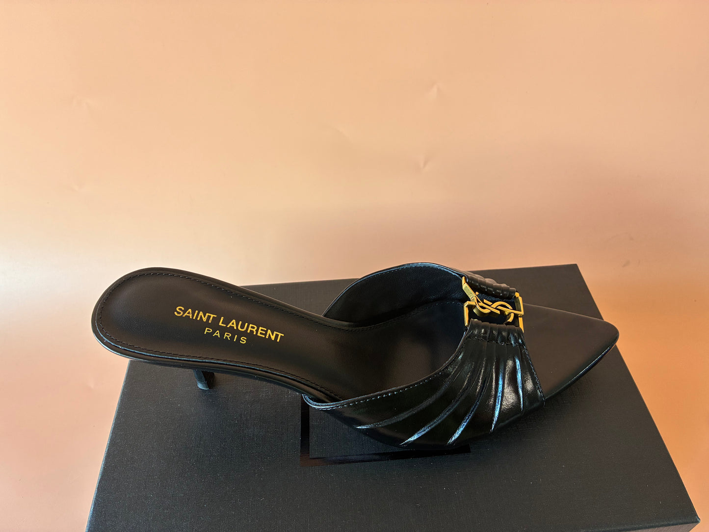 275NSL2ZDE Stylish leather High heels