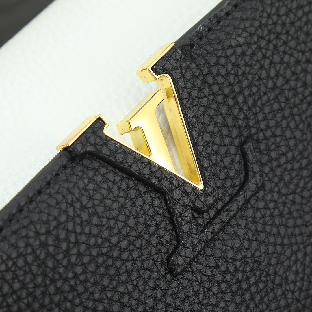 1XE182BDE Stylish leather bag 