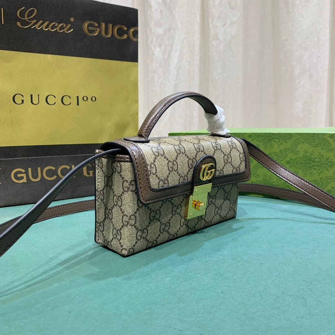 155NB71BDE Stylish leather bag