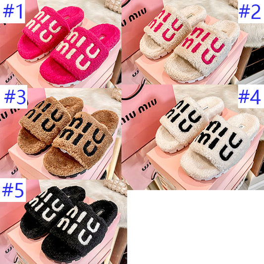 1JA25ZDE Stylish Slippers
