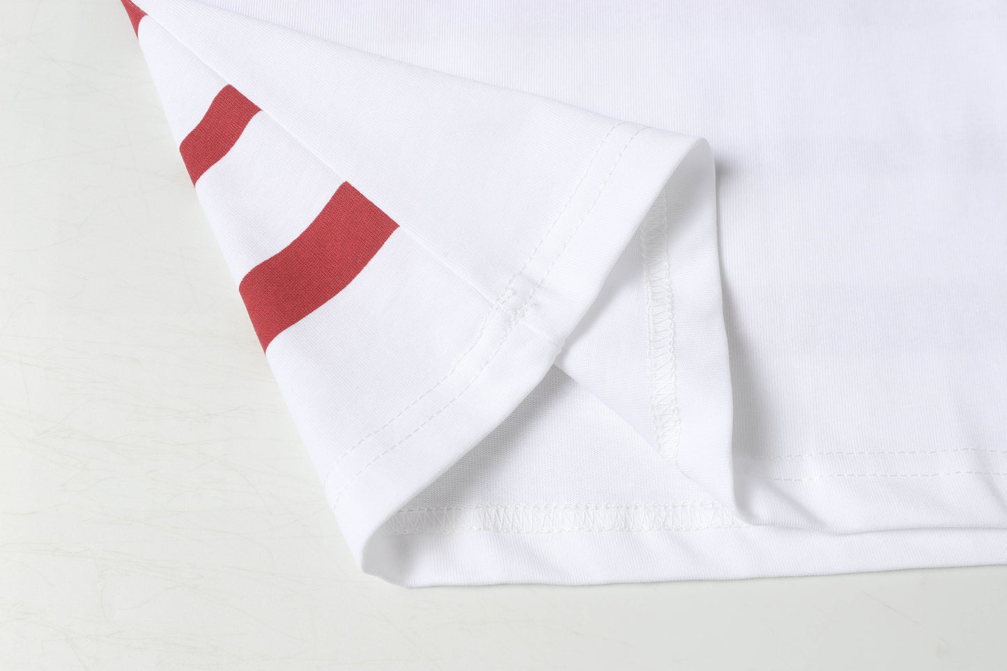 145RE145UDE Stylish T-shirt