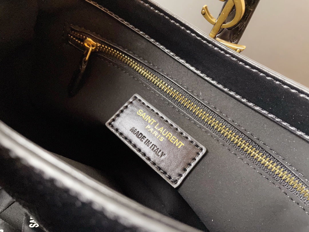 4XSL29BDE Stylish leather bag 