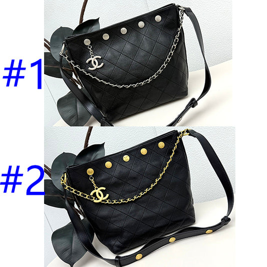 155NC68BDE Stylish leather bag