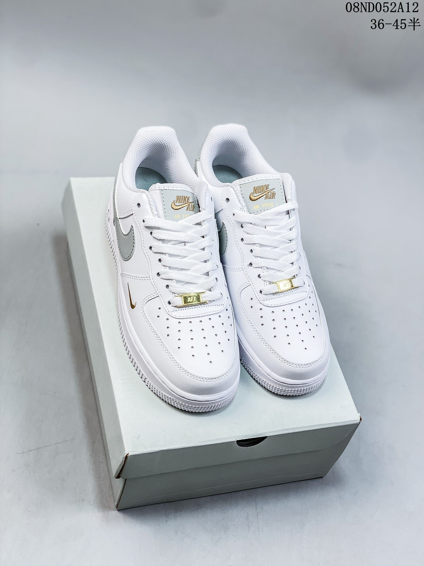 4YN34ZDE Stylish Sneakers (No Box, August-October Big Sale)