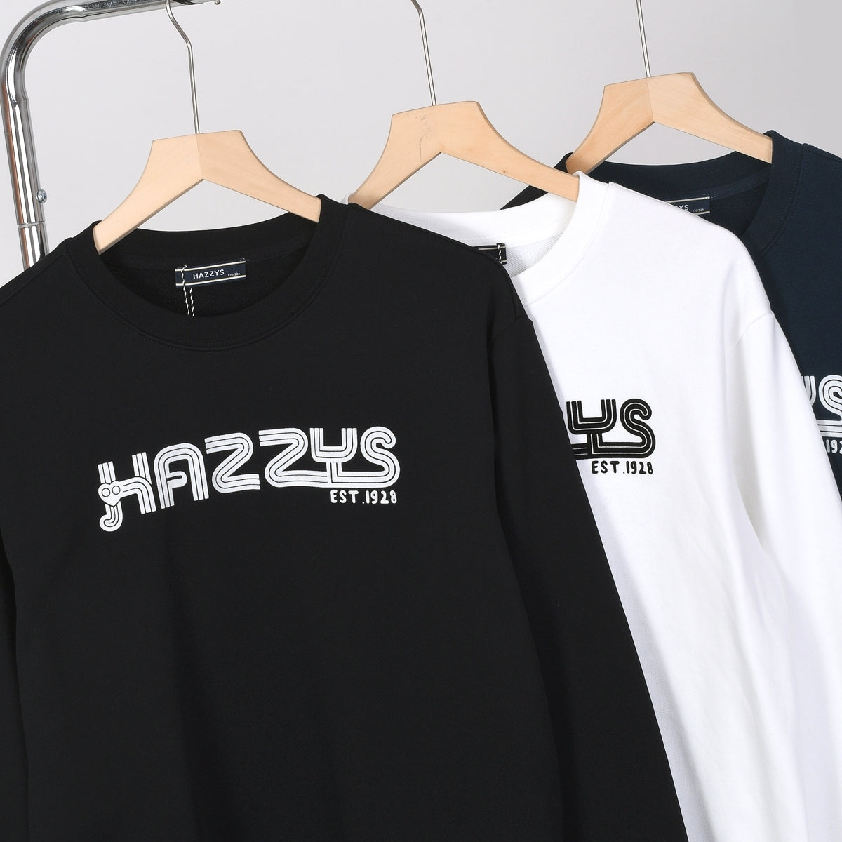 175ZA86UDE Stylish Sweaters