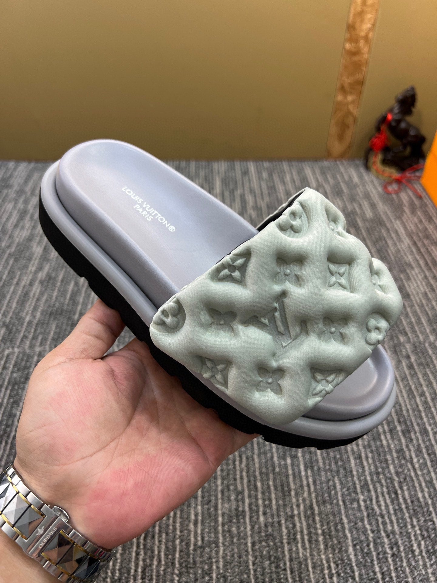 5YE116ZDE Stylish Slippers