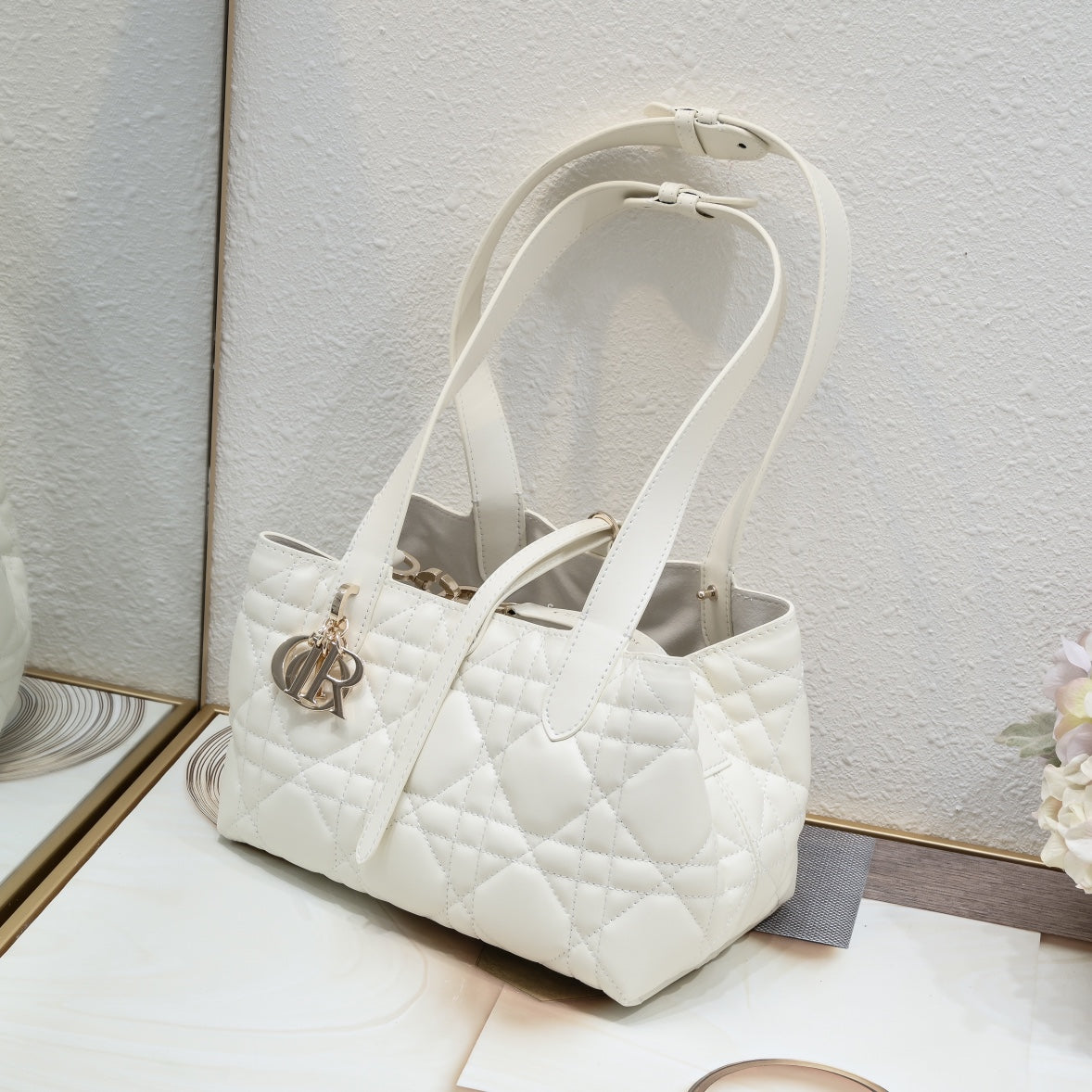 2XD359BDE Stylish leather bag 