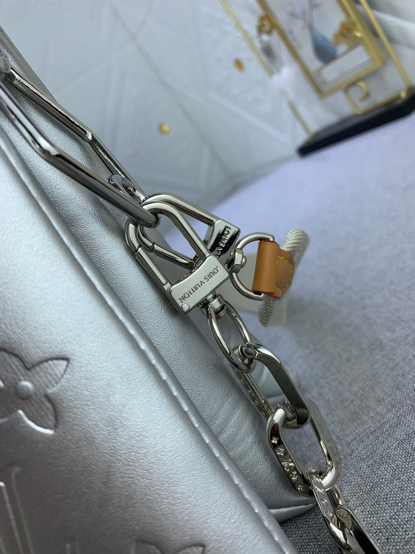 2XE40BDE Stylish leather bag 