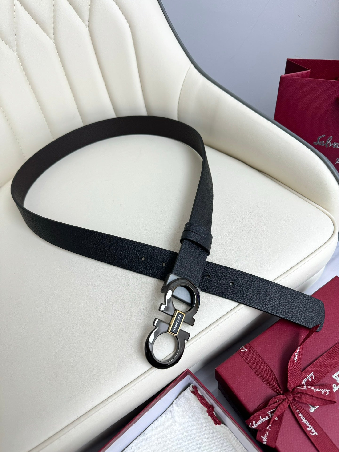 1WA168PDE Stylish  High quality belt With full package