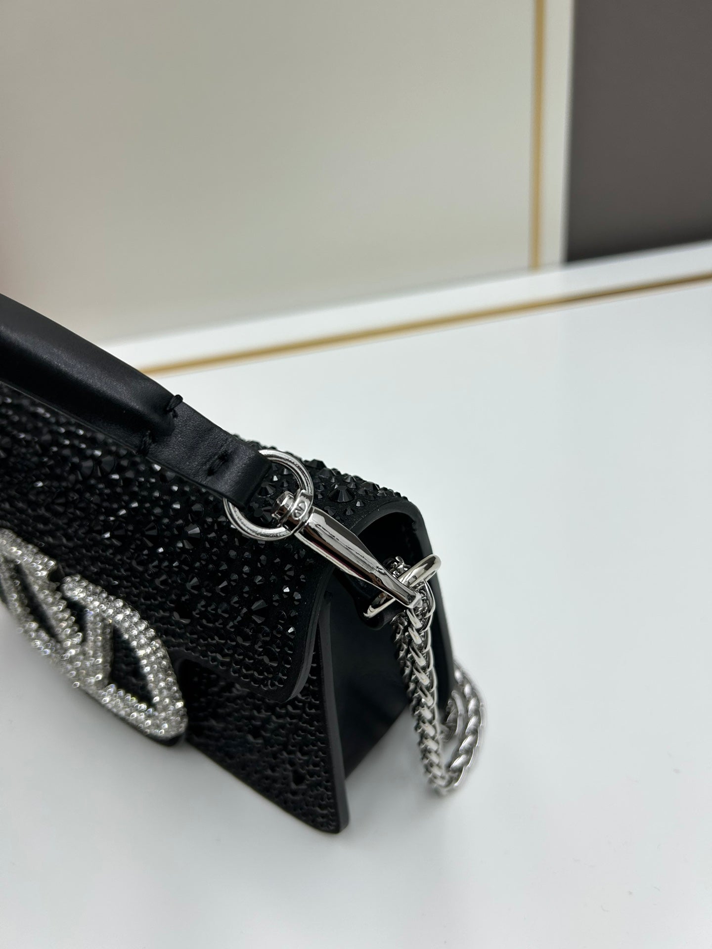 1WVL119BDE Stylish leather bag