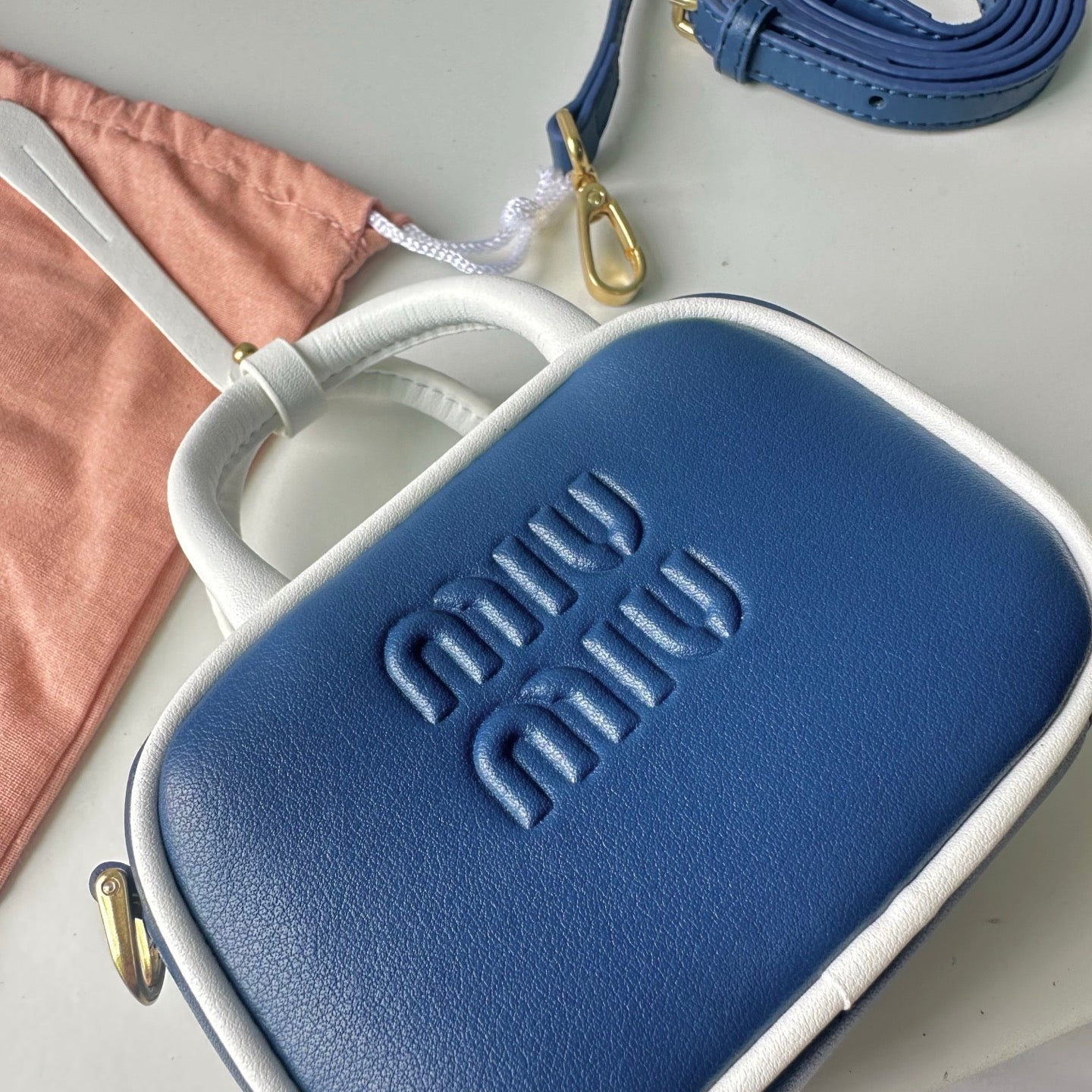 155NA55BDE Stylish leather bag