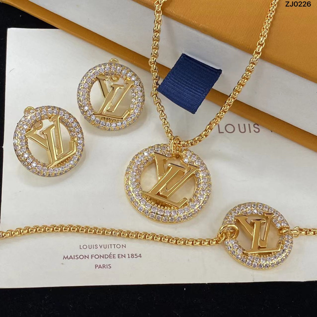 14E556XDE Stylish  Earrings Bracelets Necklaces