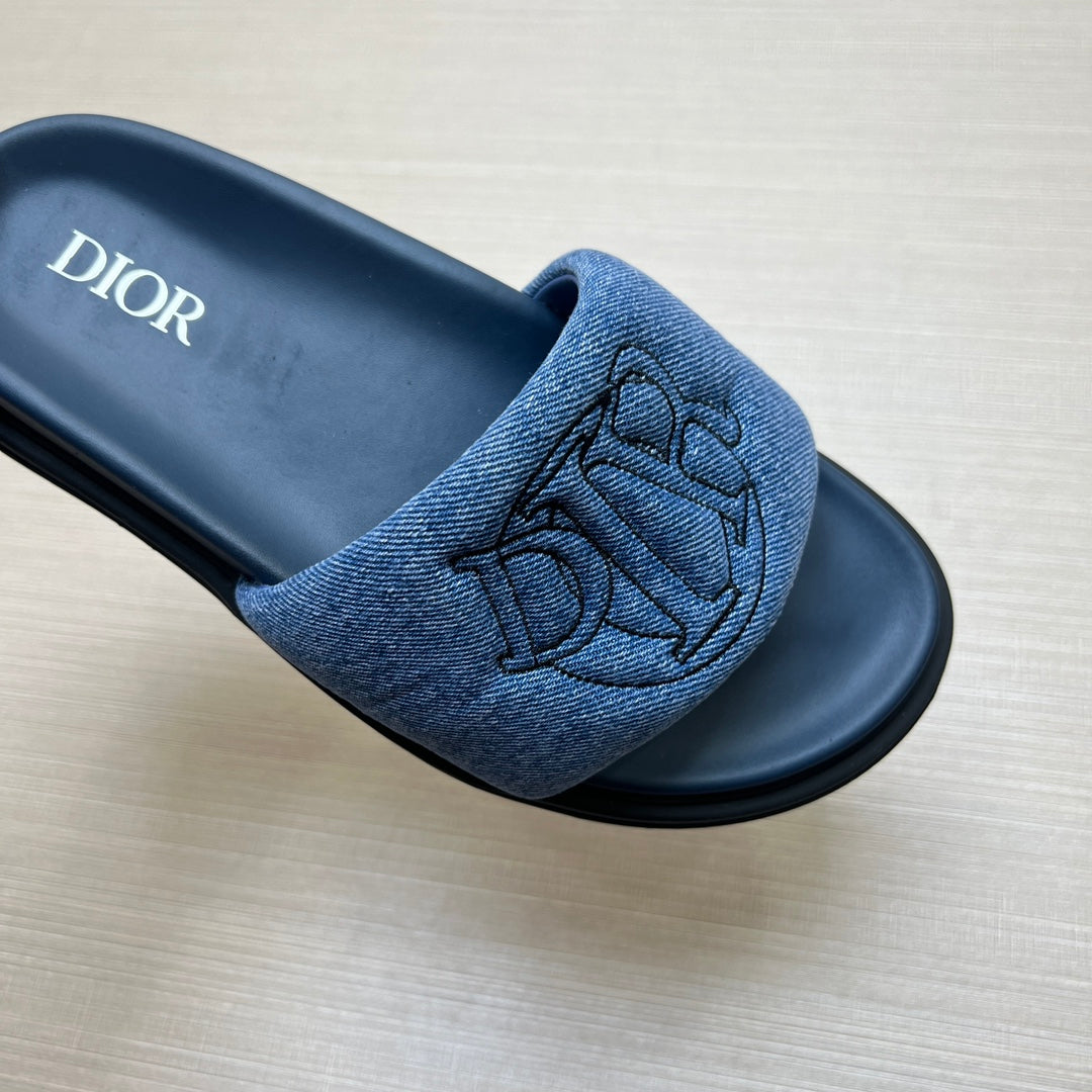 54D168ZDE Stylish leather slippers