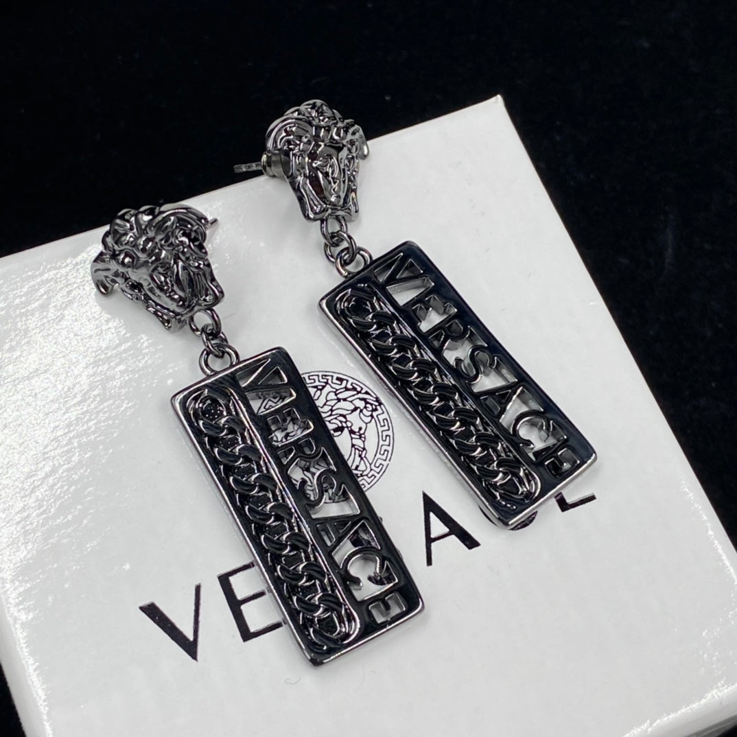 175RV100XDE Stylish Necklace