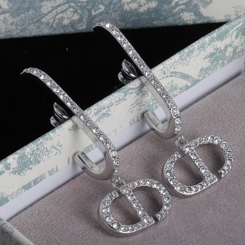 1ND57EDE Stylish Earrings