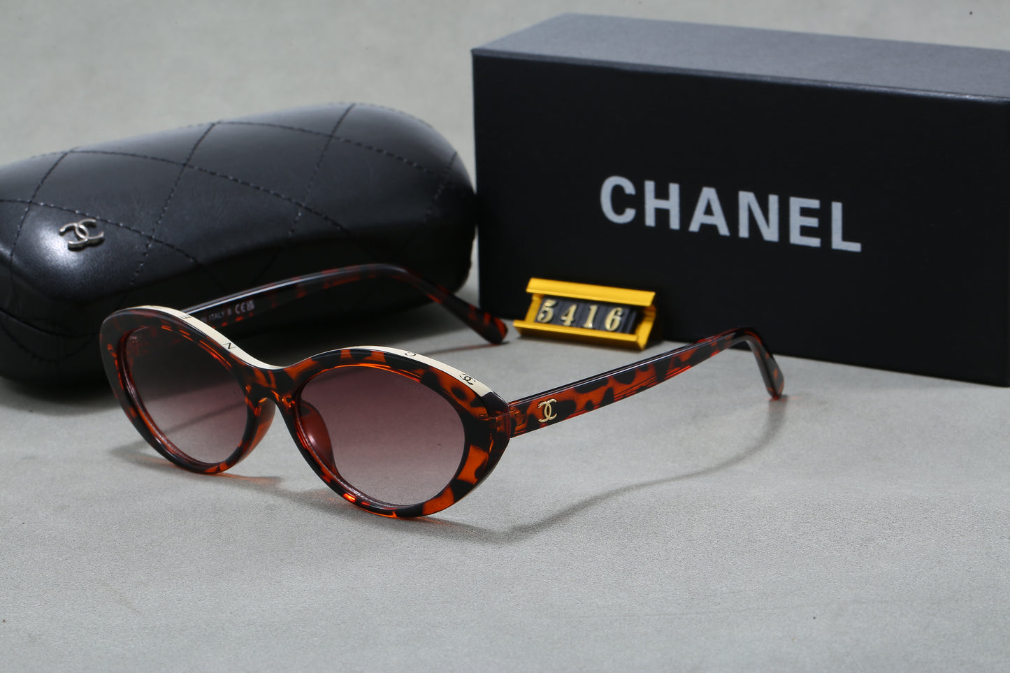 385RC9TDE Stylish  Sunglasses