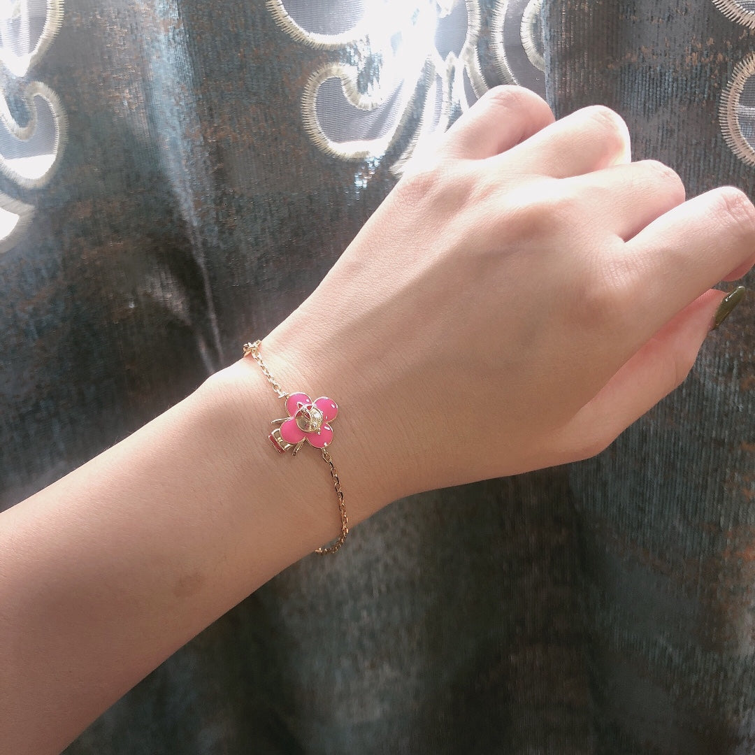 1YE300XDE Stylish  Bracelets Necklaces