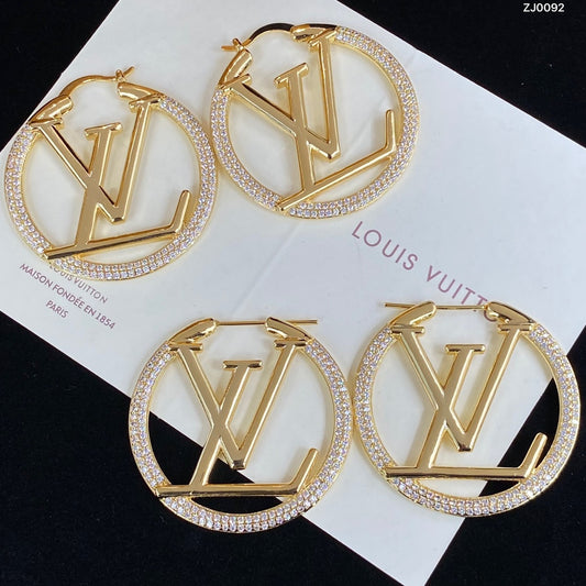 1E1EDE Stylish Earrings