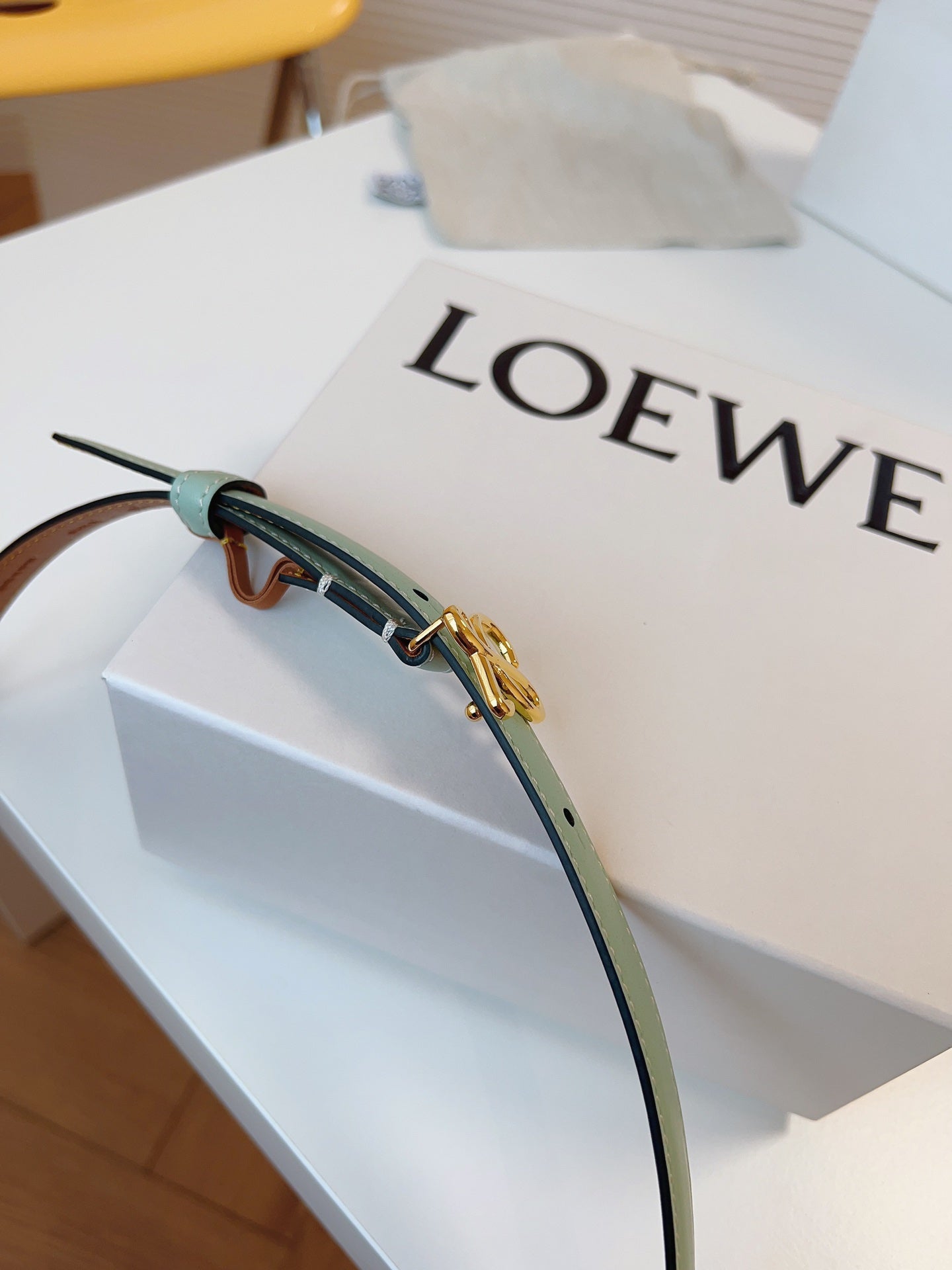 155RA228PDE Stylish  High quality belt With full package