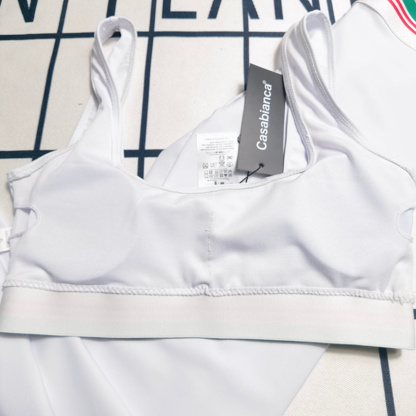 14A102YDE Stylish Long sleeve swimsuit