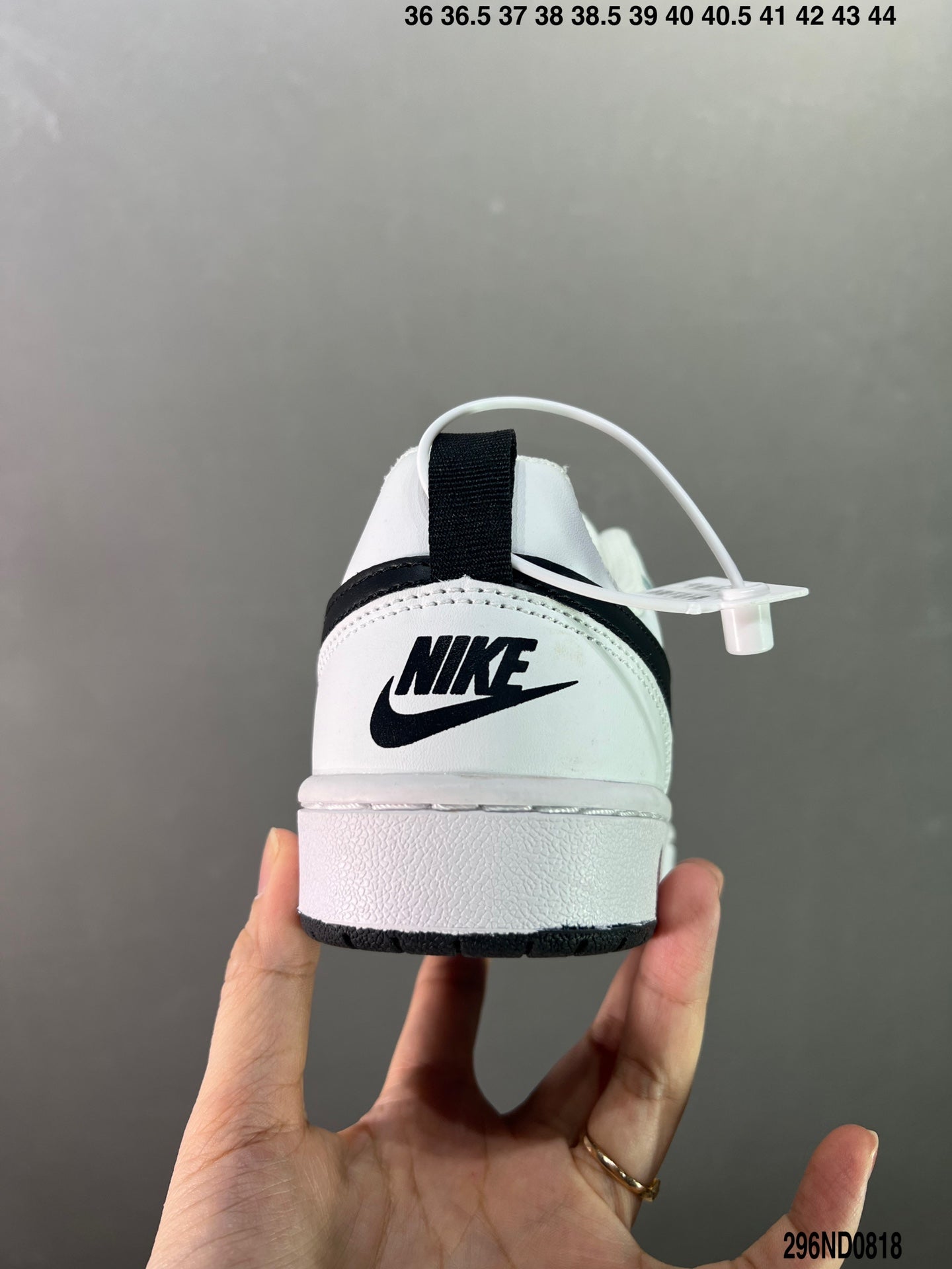4YN40ZDE Stylish Sneakers (No Box, August-October Big Sale)